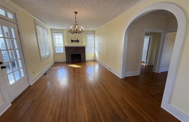 103 McTyiere St photos photos