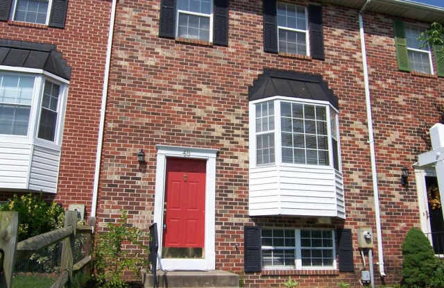 48 POWDERVIEW COURT Gallery 2