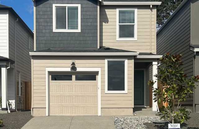 New Construction 4 BD Vancouver Home with Covered Patio Gallery 1