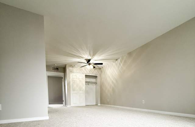 2039 Inverway Court Gallery 3