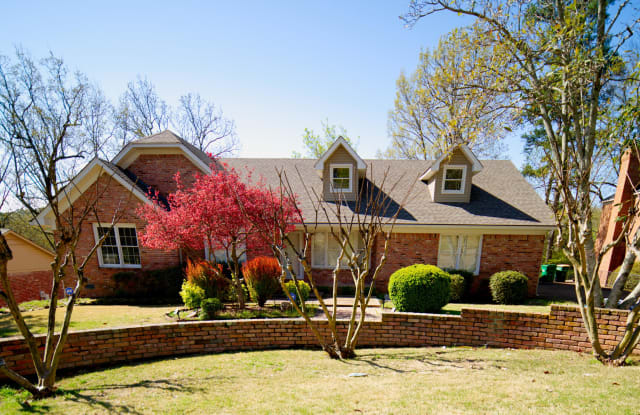 23 Bradbury Drive - 23 Bradbury Drive, Little Rock, AR 72212
