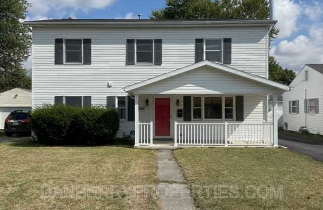 808 Buckley St - 808 Buckley Street, Fostoria, OH 44830