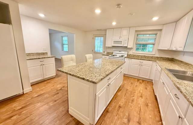 5222 Old Niles Ferry Road Maryville, TN 37801 Gallery 4