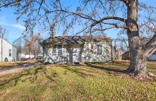 224 Grover Avenue photos photos