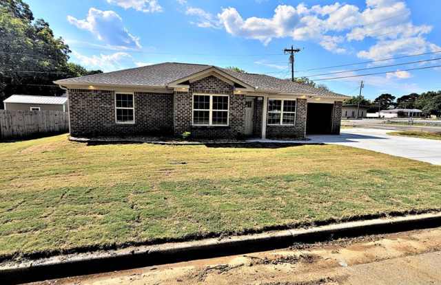 House for Rent - Hartselle - Brand New photos photos
