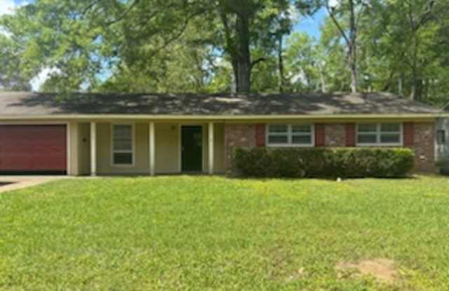 3219 Lakewood Dr Jackson, MS 39212 - 3219 Lakewood Drive, Jackson, MS 39212