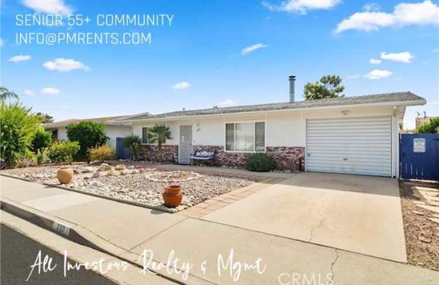 880 South Ramona Street - 880 South Ramona Street, Hemet, CA 92543
