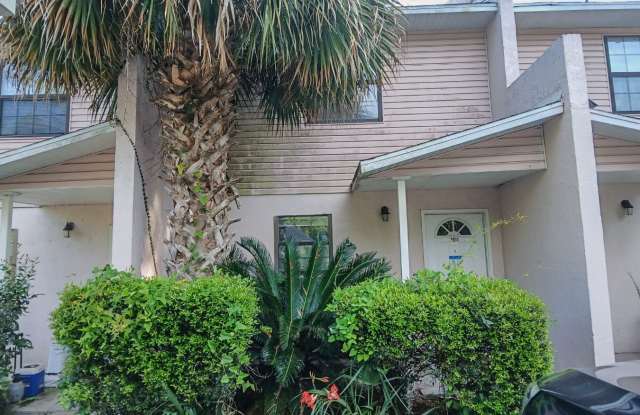 996 SE PUTNAM photos photos