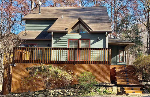 Charming 3BR Townhome in Chapel Hill photos photos