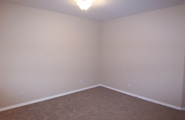 Richard Randolph (MB) 1406 Emerald photos photos