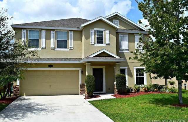 3922 Joslin Way Gallery 2