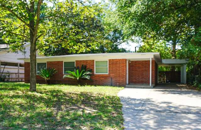 144 Adkinson Drive - 144 Adkinson Drive, Crestview, FL 32536