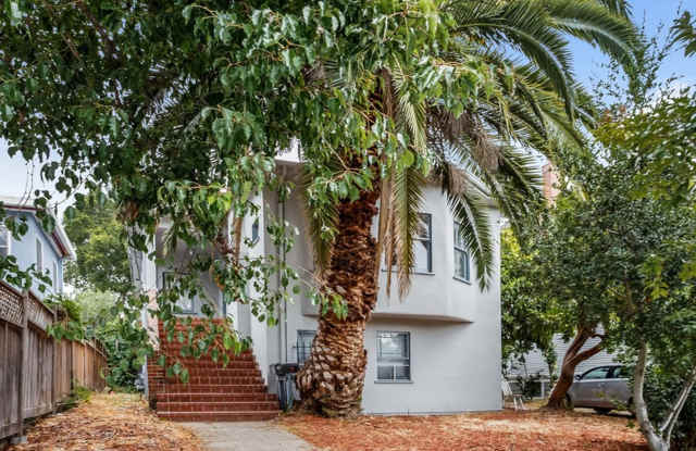 Fantastically Located Garden Apartment photos photos