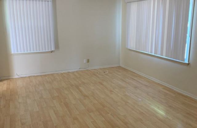 7919 Cleon Ave. Gallery 2