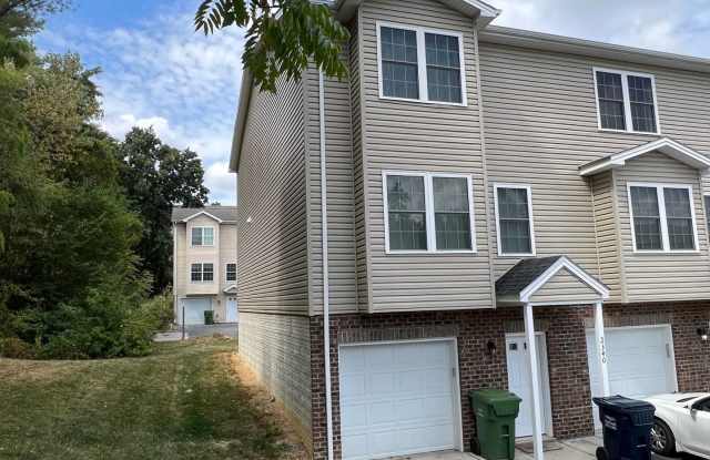 End Unit Townhouse with Garage and Unfinished Basement photos photos