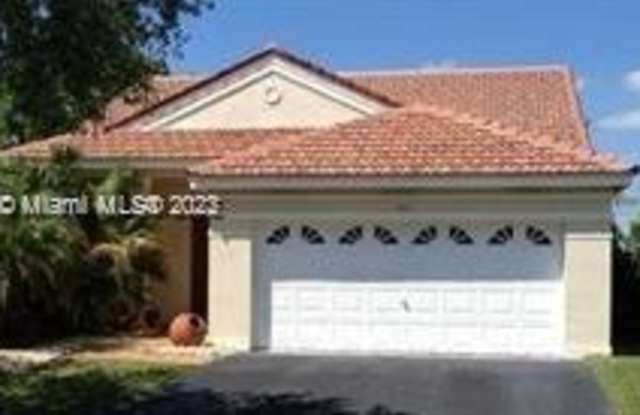 947 FALLING WATER RD - 947 Falling Water Road, Weston, FL 33326