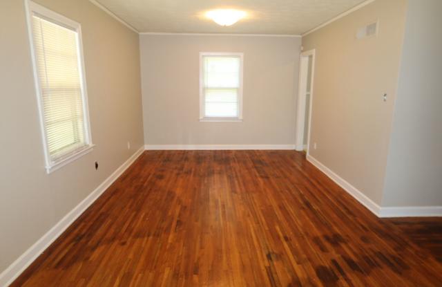 ONE BLOCK FROM GAISMAN PARK Gallery 4