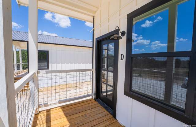 1225 Texas Oaks Gallery 3
