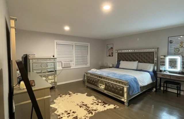 20 Dwight Drive Gallery 1
