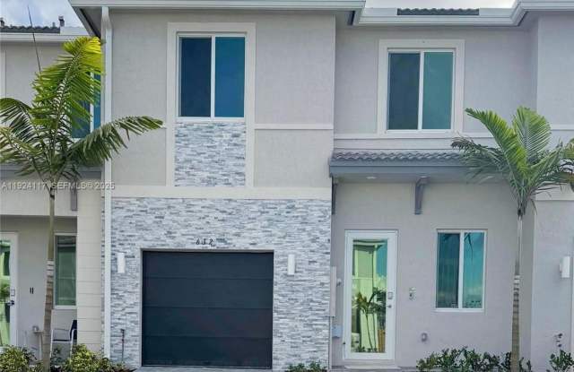 632 SE 14th Ct photos photos