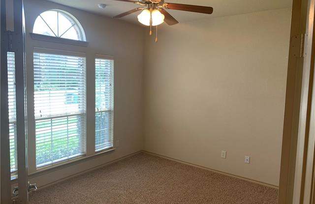 3116 Stonecrop Trail Gallery 2