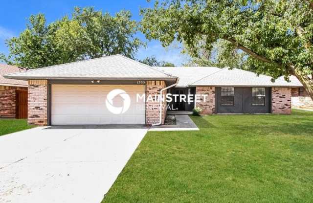 1305 Aquarius Road photos photos