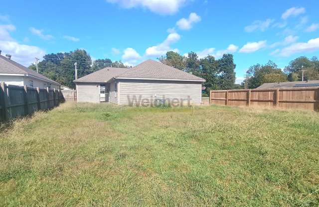 3bed/2bath House w/ Stainless Steel Appliances Gallery 4