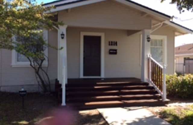 Charming Westside Santa Cruz House photos photos