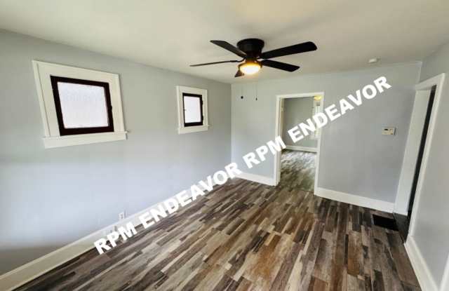 Charming 2-Bed Home in Quiet Hillsdale Neighborhood photos photos