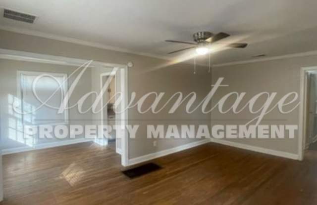 Very Nice Newly Rehabbed Duplex in Castalia Heights Area Gallery 3