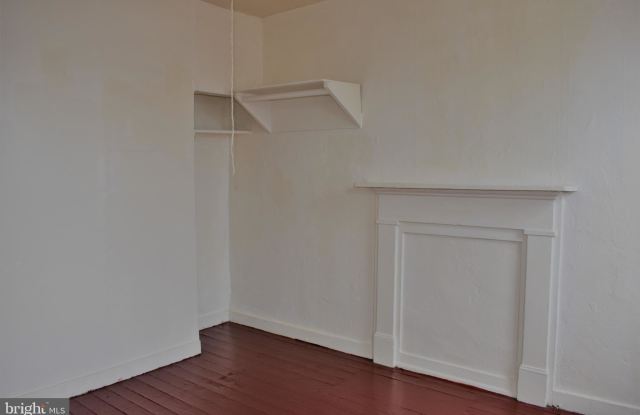 520 N DUNCAN STREET Gallery 2