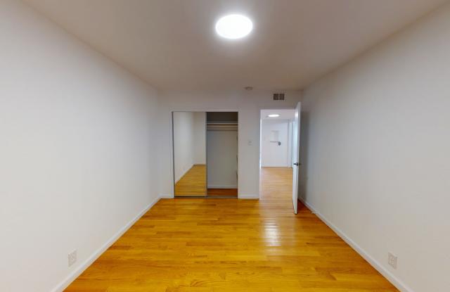 1040 Ashbury Street Gallery 4