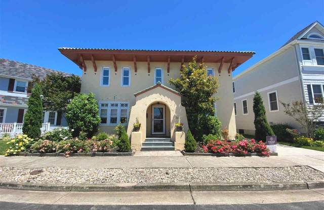 35 East Dr - 35 East Drive, Margate City, NJ 08402