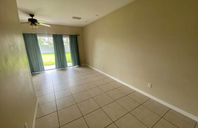 9448 Flowering Cottonwood Road Gallery 3
