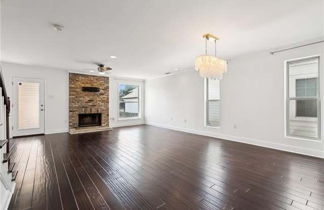 6542 AVENUE A Gallery 2
