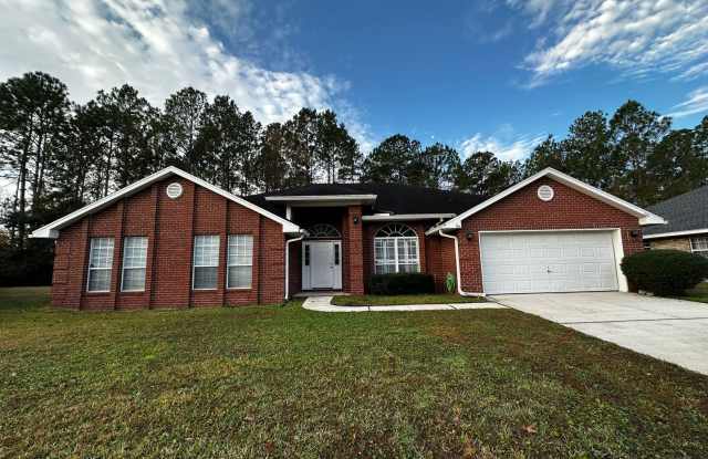 Spacious All Brick 4/3 in Whisper Creek photos photos