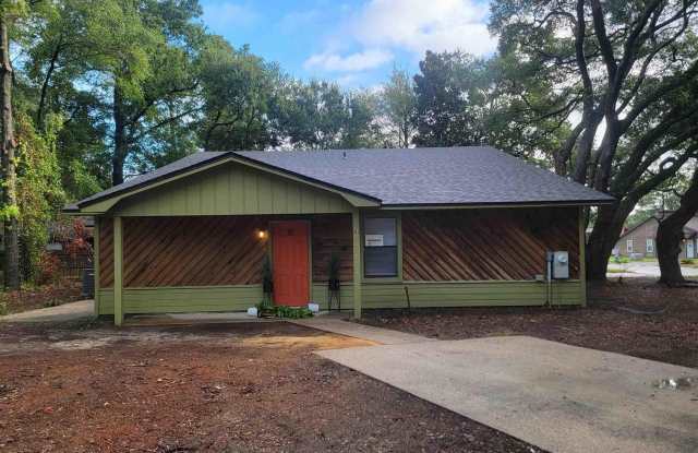 7911 Deborah Dr - 7911 Deborah Drive, Ensley, FL 32514