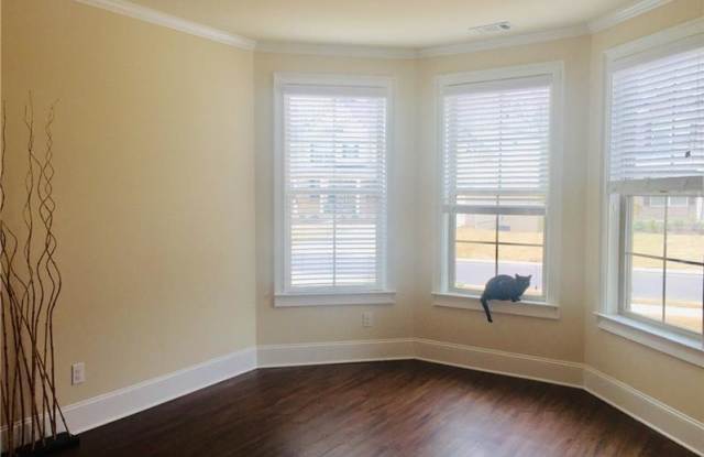 5360 Mirror Lake Drive Gallery 4
