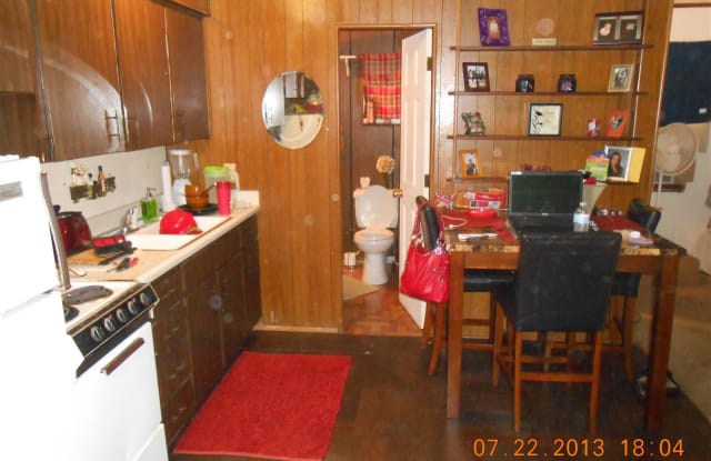 1483 Pierce Street - 1483 Pierce Street, Clearwater, FL 33755