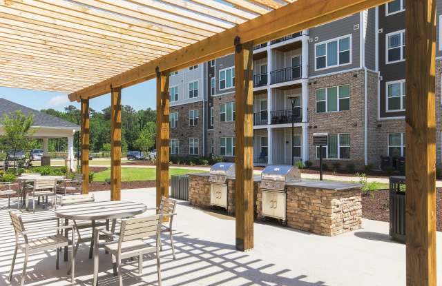 Senior & Affordable Housing – Haven at Congaree Pointe 55+ Apartments Gallery 4