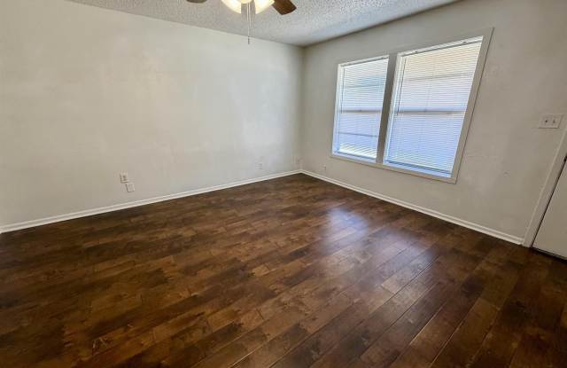 3017 MCGAHA AVENUE Gallery 2