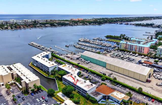 200 Waterway Drive S Gallery 1
