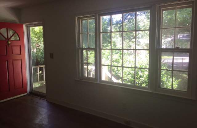 733 Magnolia Gallery 4