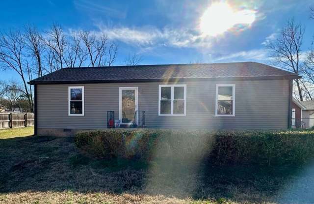 3bed/1.5bath off Tulip Grove Rd! photos photos