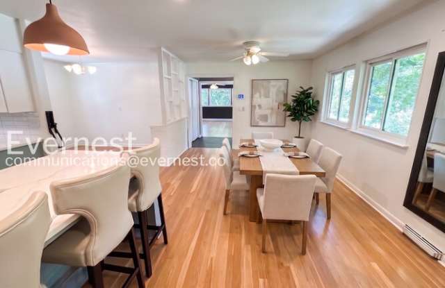 826 Claremont Court Gallery 4