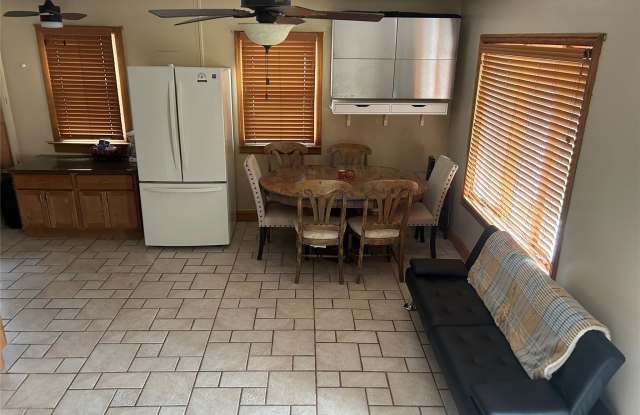 239 Curtin Avenue photos photos