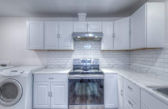 Spacious 3 Bedroom, 2 Bath Duplex with Garage, Washer & Dryer Included – Move-In Ready! photos photos