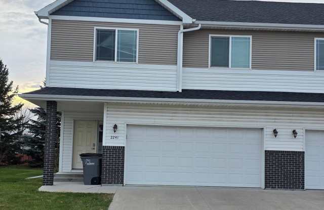 2241 35th St Circle S photos photos