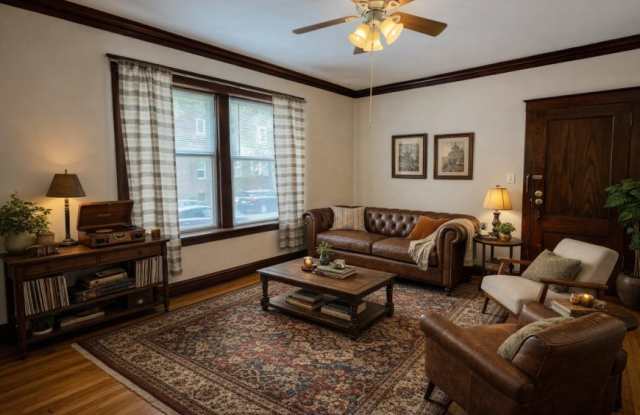 3239 West Cullom Ave. photos photos