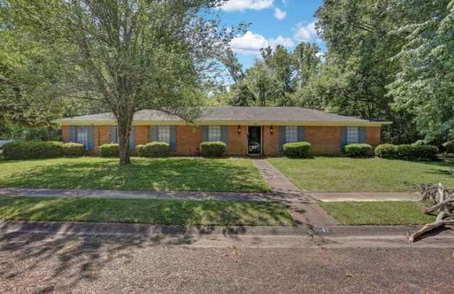 5042 Riverwood Circle Gallery 1